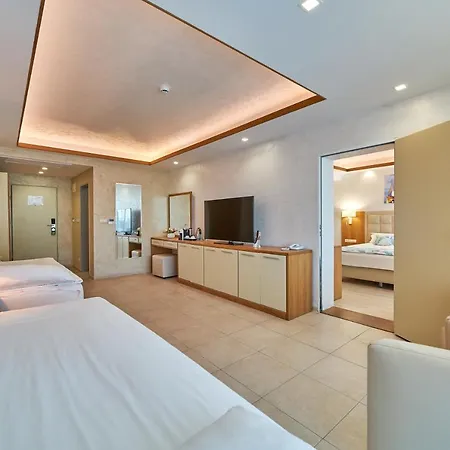 Bilyana Hotel