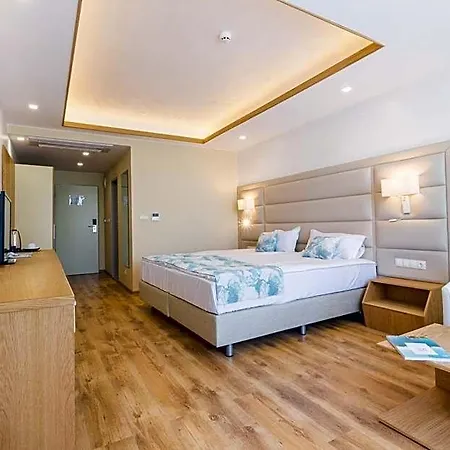 Хотел Bilyana Hotel- Adults Only