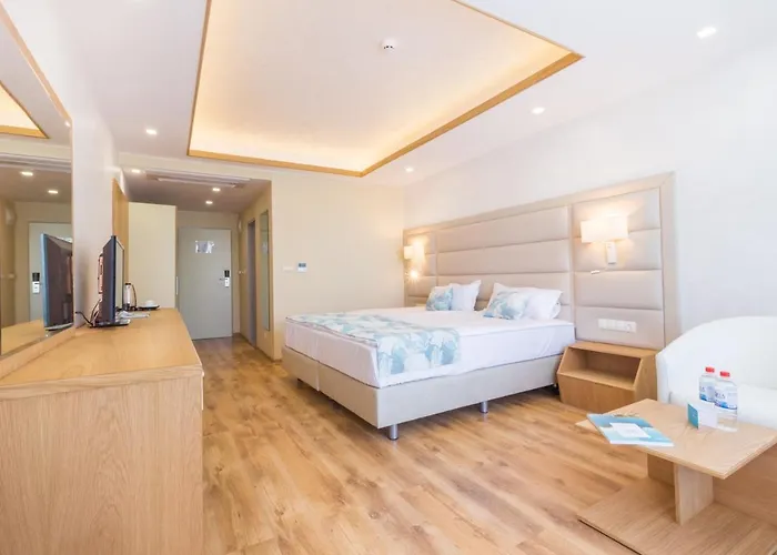 Bilyana Hotel- Adults Only 4*